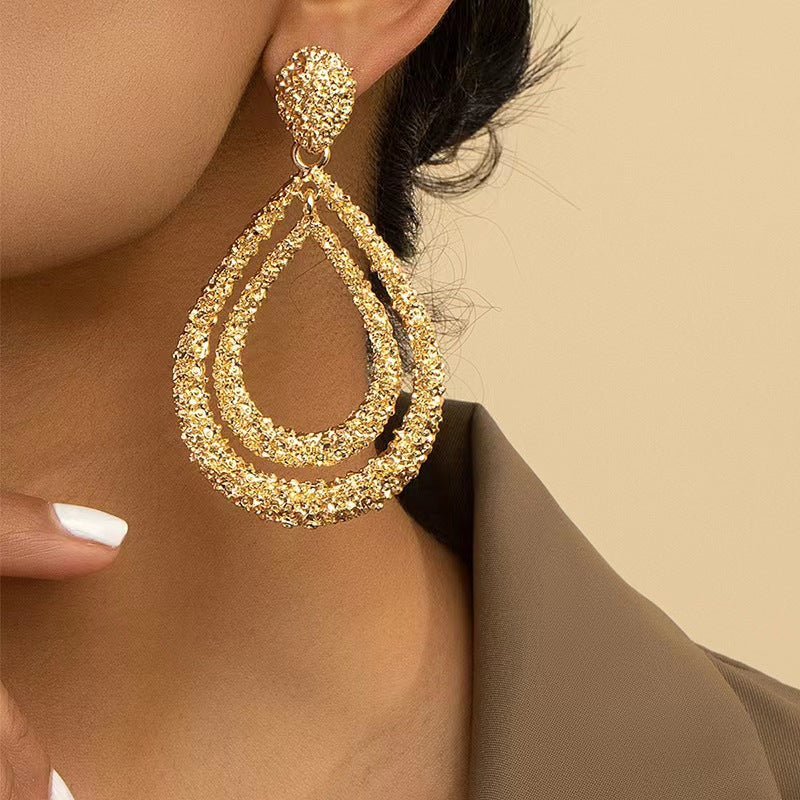 Aveline Luxe Drop Earrings